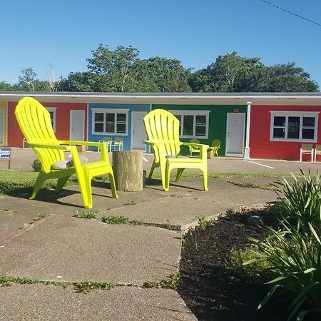 Cornerstone Motel Cheticamp Exterior photo